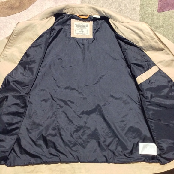 Timberland Mountain Rugged Twill Bomber Jacket - Picture 10 of 16